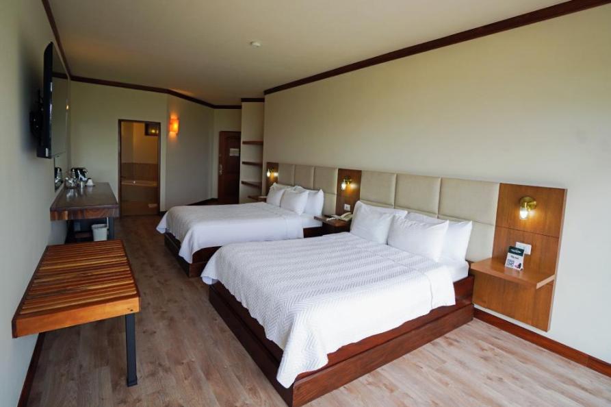 Costa Rica - Monteverde - El Establo Mountain Hotel