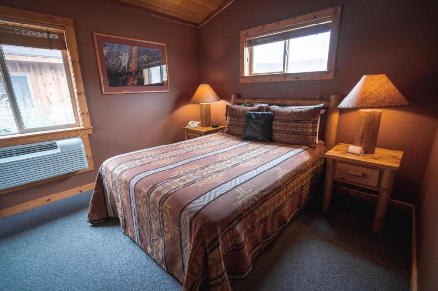 Red Cliffs Lodge